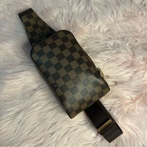🟥 SOLD! Louis Vuitton Geronimo Bum Bag Damier Ebene